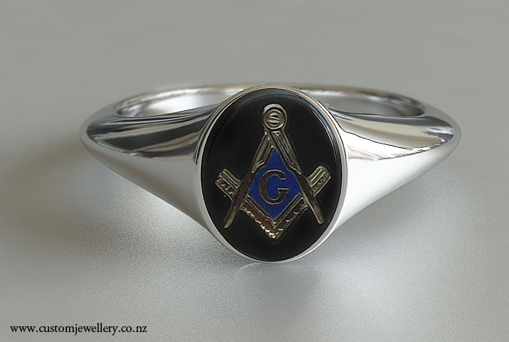Mens Oval Onyx Masonic Ring